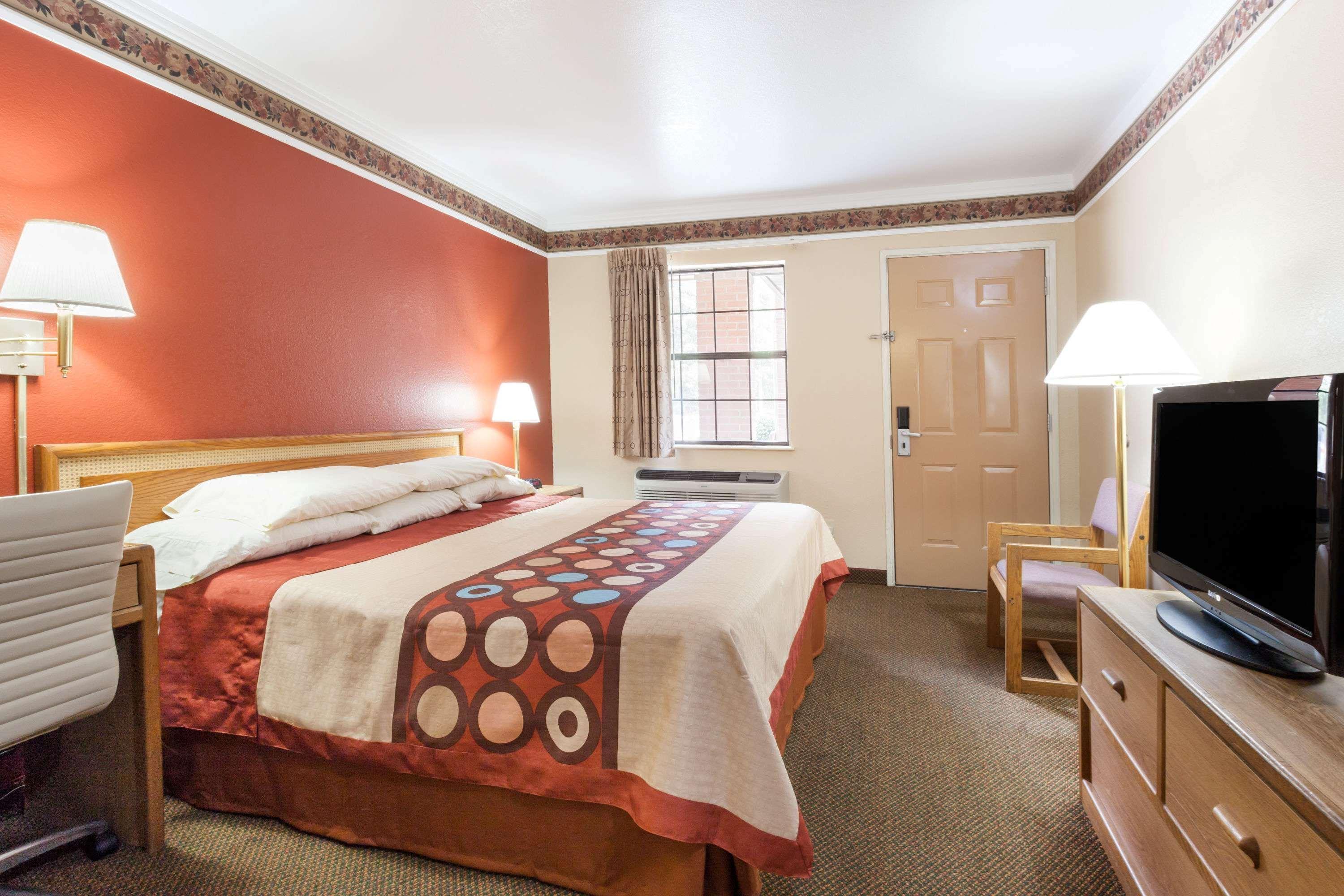 Super 8 by Wyndham Mount Vernon Exterior foto